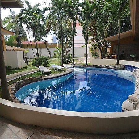 Vacation Hotel Cebu Екстер'єр фото