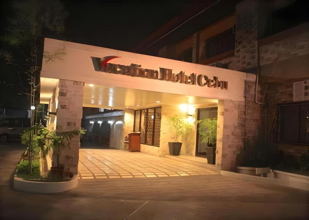 Vacation Hotel Cebu Екстер'єр фото