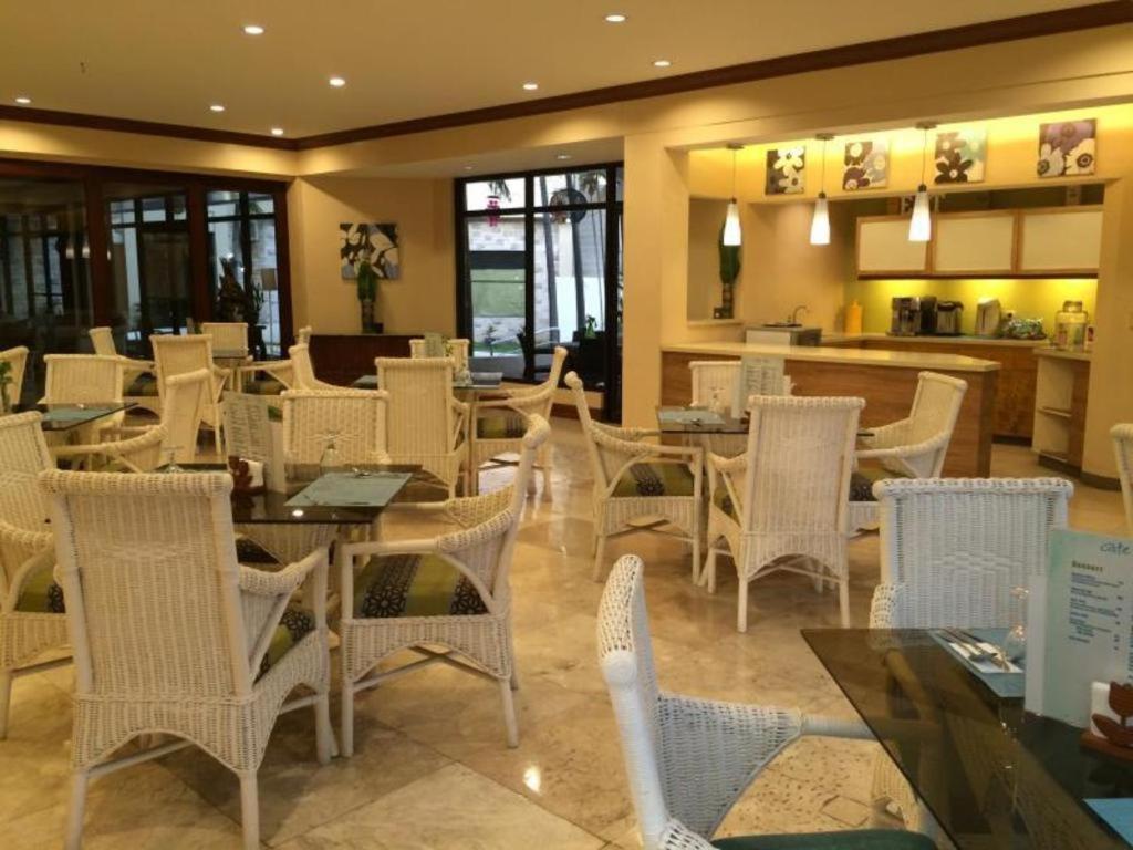 Vacation Hotel Cebu Екстер'єр фото