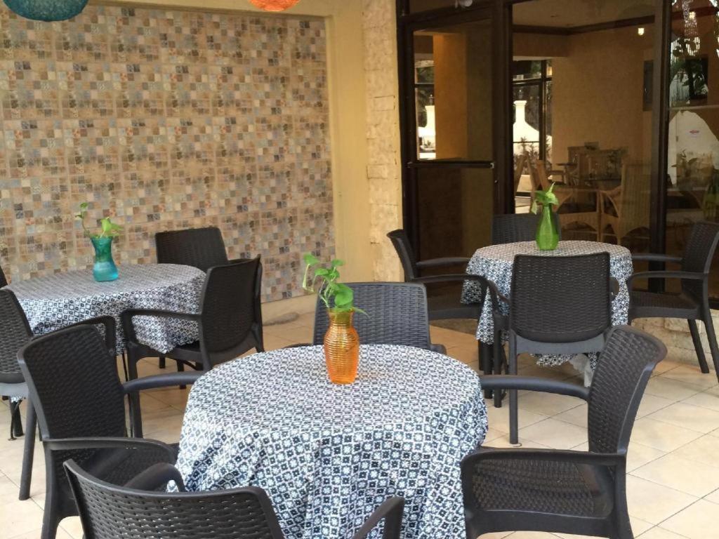 Vacation Hotel Cebu Екстер'єр фото