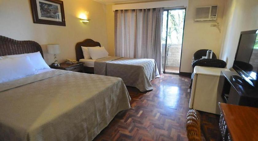 Vacation Hotel Cebu Екстер'єр фото