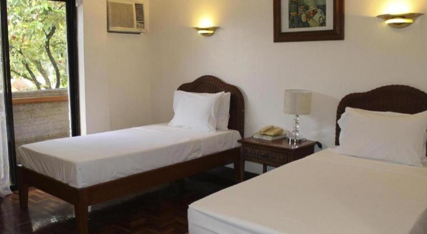 Vacation Hotel Cebu Екстер'єр фото
