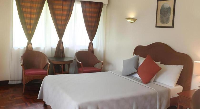 Vacation Hotel Cebu Екстер'єр фото
